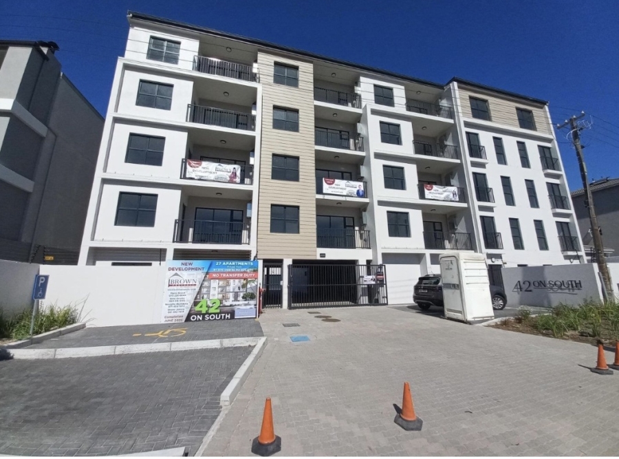 1 Bedroom Property for Sale in Table View Western Cape
